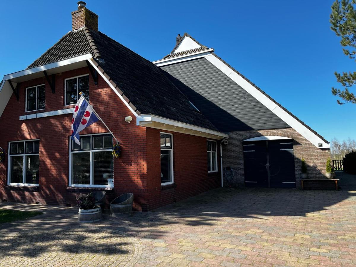 Veendijkhoeve Oosterwolde  Luaran gambar