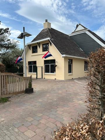Veendijkhoeve Oosterwolde  Luaran gambar